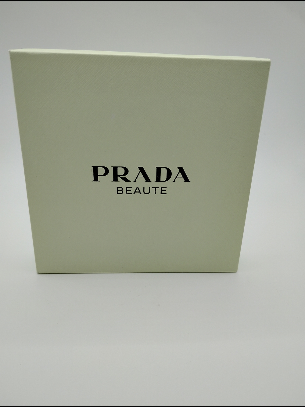 Prada Silver Compact Mirror BRAND NEW WITH THE BOX - Picture 6 of 7